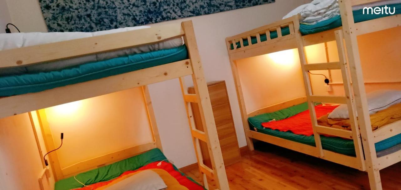 The Moon Bird Hostel Shangri-La Exterior photo